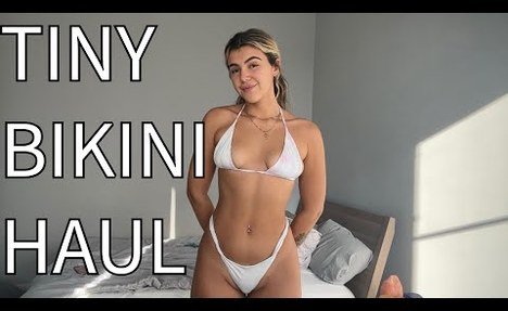 FRANKIES BIKINIS TRY ON