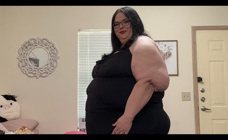 Plus-size Swim Suit Try-on and Review with Findingevie