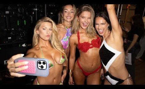 microkini Fashion Show 2025